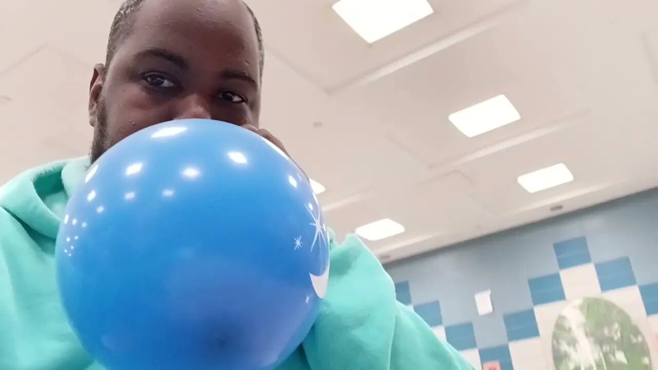 ballon blowing