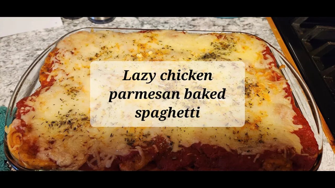 Lazy chicken parmesan baked spaghetti #chickenrecipe #spaghetti