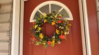 Unboxing+Hanging: Artificial Flower Wreath 22" Colorful Daisy and Lavender Spring/Summer Floral