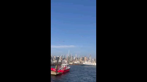 HAPPENING NOW: Plane flies overheard of New York City with a special message