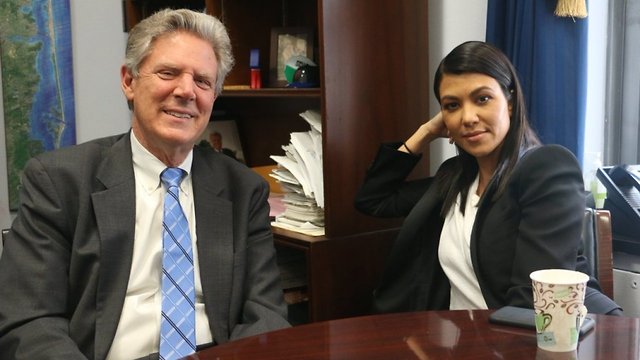 Not Reality TV: Kardashian Sister Argues In Congress For Makeup Reform