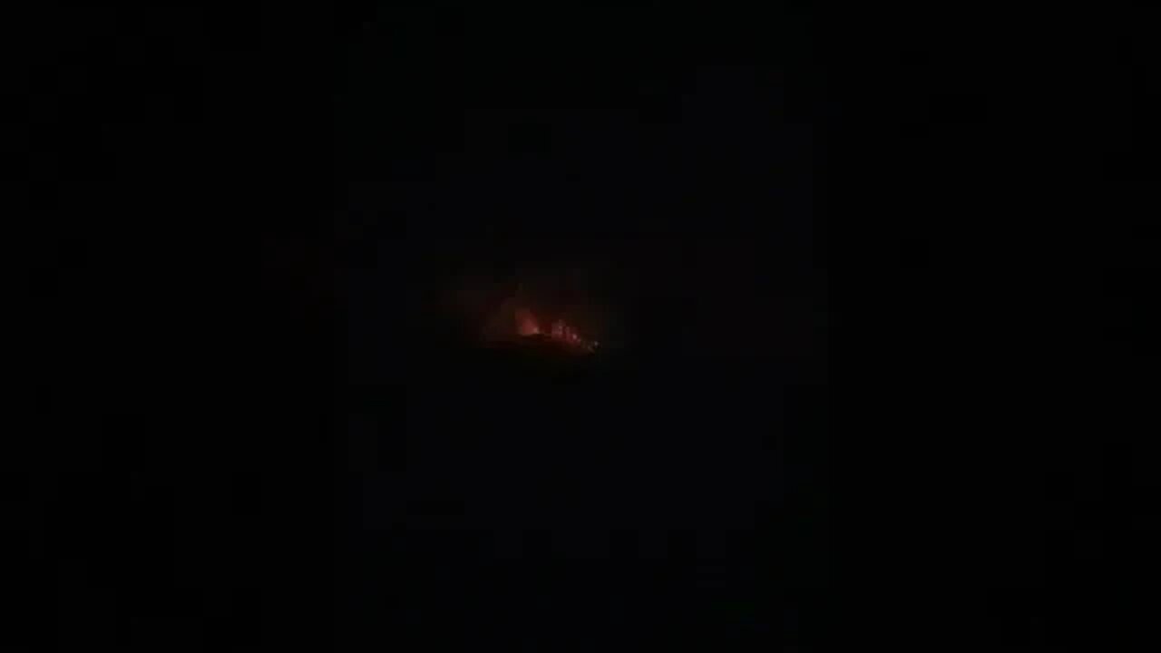 🇺🇦 Explosions reported in Dnepropetrovsk, Central Ukraine as Russian kamikaze drones