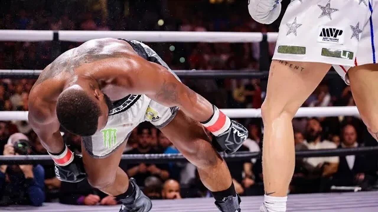 Jake Paul turns Tyron Woodley into a KO meme