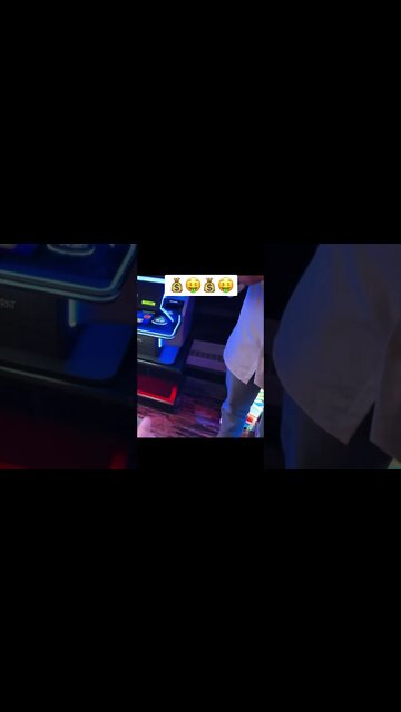 Fastest Slot Attendant EVER to PAY ME A JACKPOT #shorts