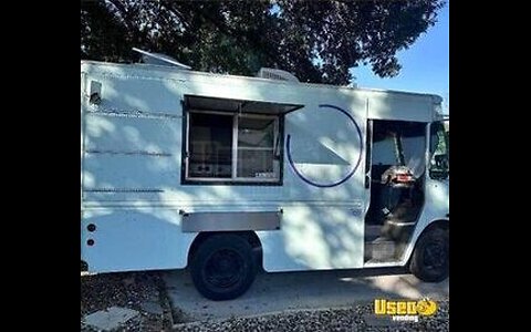 Well Equipped - 2004 19' Chevrolet Workhorse All-Purpose Food Truck | Mobile Food Unit