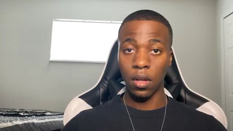 SIGNS WOMEN HAVE DADDY ISSUES