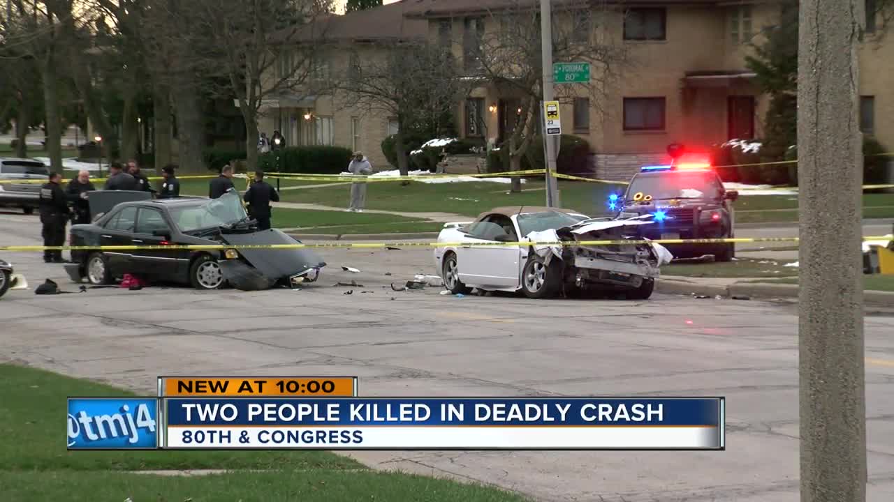 Two killed in car crash on Milwaukee's northwest side