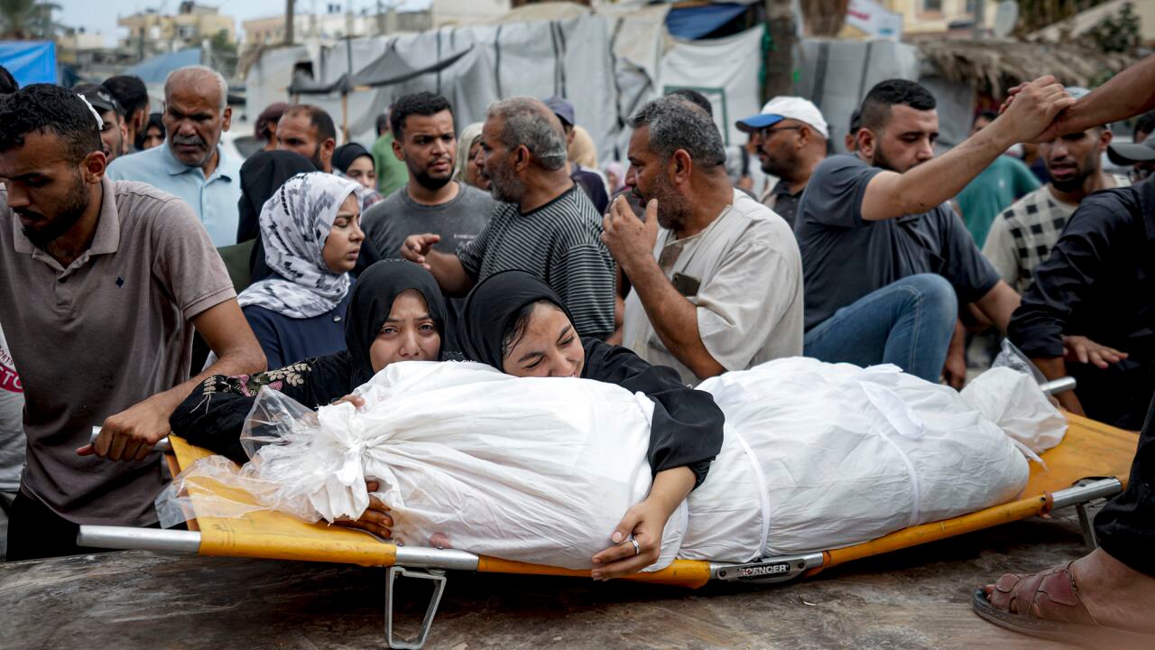 At least 22 killed in airstrikes in central Beirut, with Israel also firing on UN peacekeepers