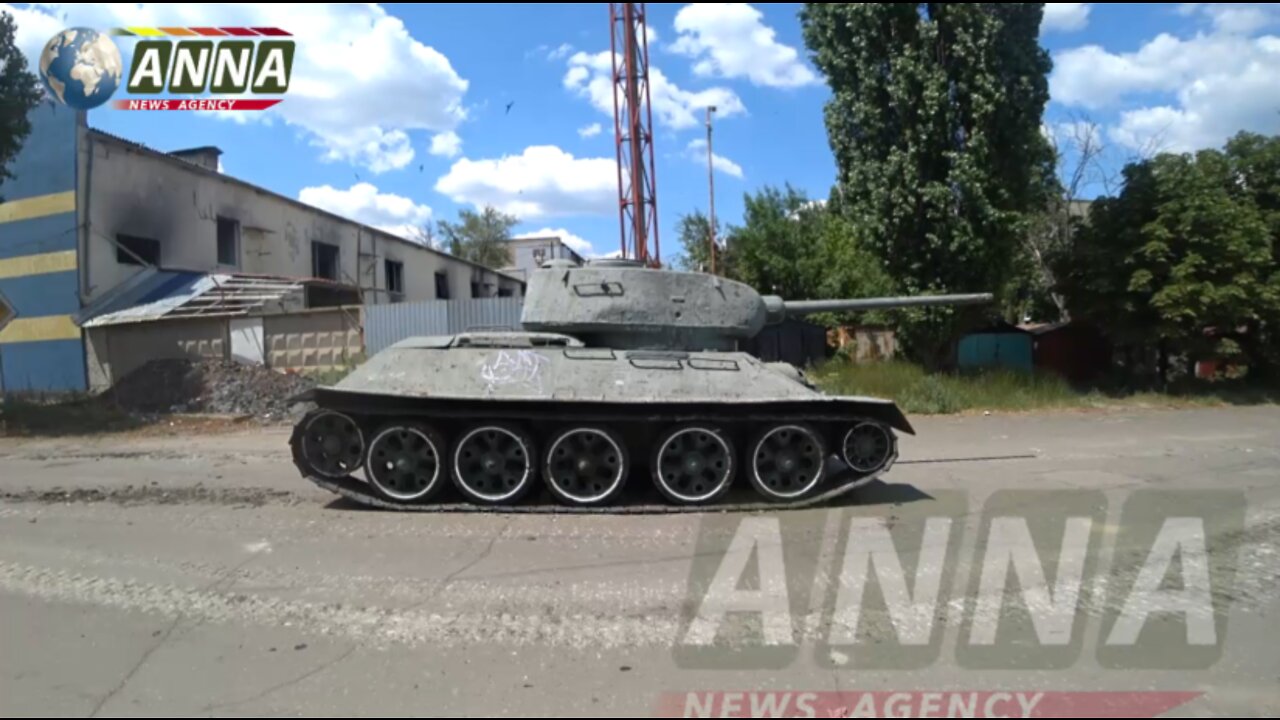 Ukrainians tried unsuccessfully to put monument examples of legendary T-34´s to combat missions