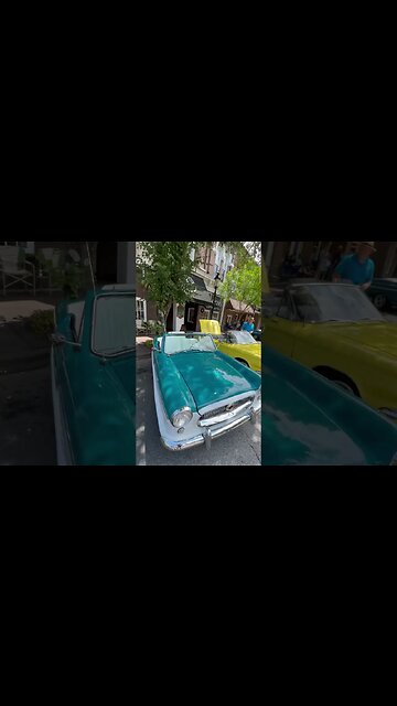 Corvair & Metropolitan show off their spring colors at the MainStreet Cruise Cleveland, TN.