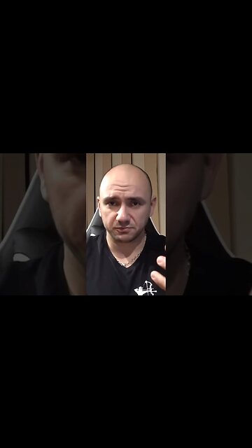 CÂND TE OPREȘTE POLIȚISTUL TREBUIE SĂ-I SPUI CĂ AI ARMA LA TINE?