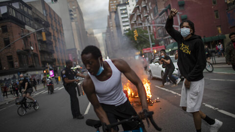 BLM THREATENS CITIZENS, NO PROBLEM AT ALL