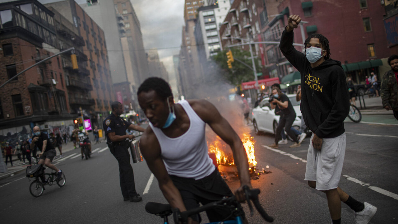 BLM THREATENS CITIZENS, NO PROBLEM AT ALL