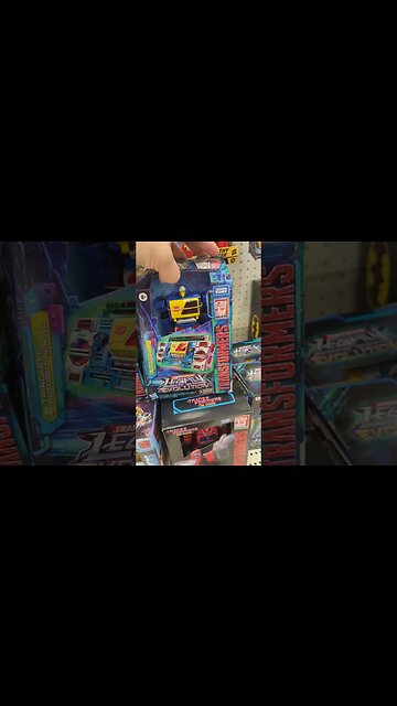 Legacy Evolution Metalhawk and Twincast with Rewind - Rodimusbill New Toy Sighting