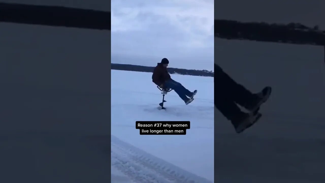 Суровые Американские рыбаки))) #shorts Collab BitchMP - Ice Drill Man Sits Spins
