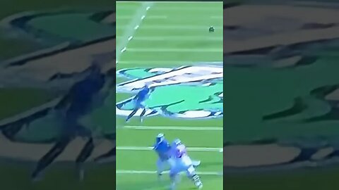 Dayton Wade with the one handed catch #dayton #olemiss #onehandedcatch