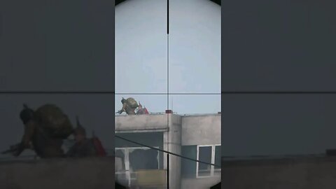 DOIS SUSPEITOS NO ALTO DO PRÉDIO E...