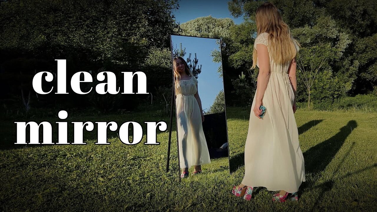 [4K]🍿Cleaning a mirror transparent dress outdoors