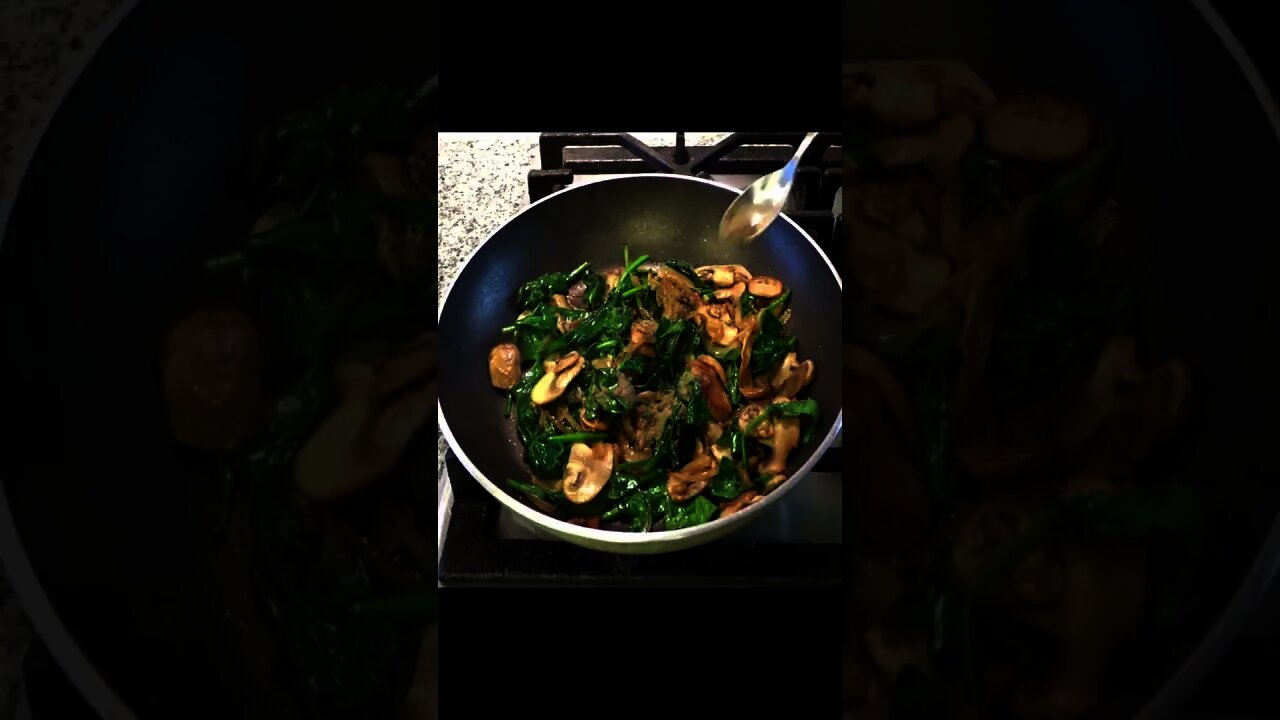 Cooking battle: Creamy Mushroom with Garlic and spinach | Healthy recipe in 10 minutes #shorts #reel