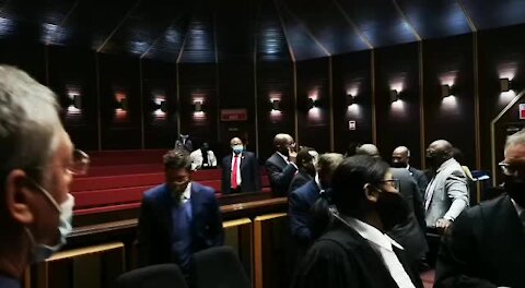 Another adjournment as Zuma awaits trial date for graft case (Gom)