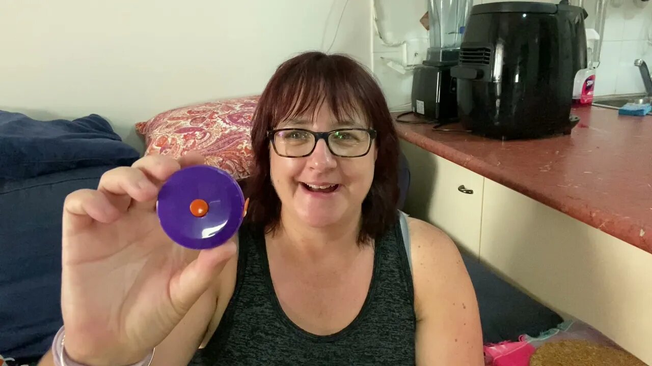 Vlogmas 2021 with Woolswap - Day 7 - I wonder what wonderful colours I will open today?