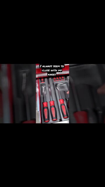 Knee closing technique