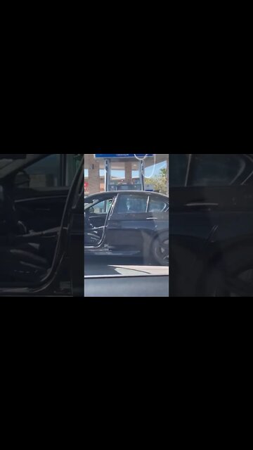 Meanwhile in Vegas.. Dont do Drugs kids