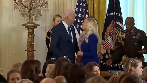 🚨 DEVELOPING: Joe Biden Mistakes Another Woman for Jill Biden