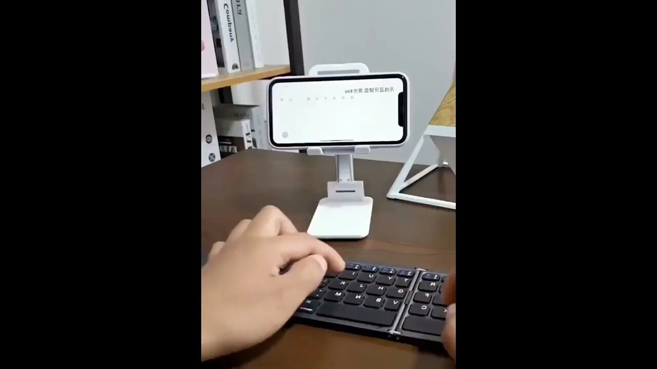 Foldable Bluetooth Keyboard for mobile devices and all tablets #whatstech #Viral #shorts