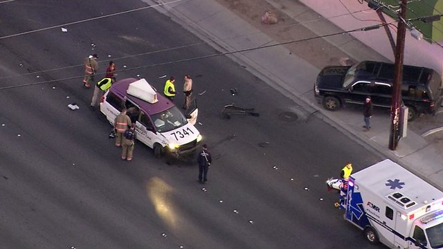 Taxi involved in 2 car crash near Paradise, Harmon