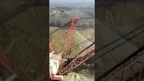 A Big Musk uma gigantesca escavadeira