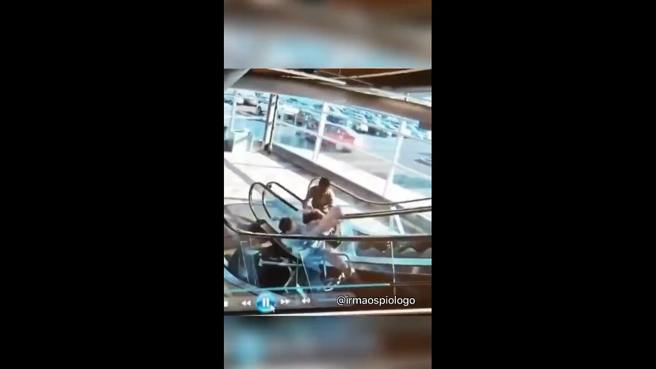 Elders should not use escalators at all