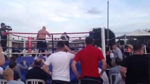 Bare Knuckle Boxing - Billy Bang Bang Hawthorn vs Paul Knight