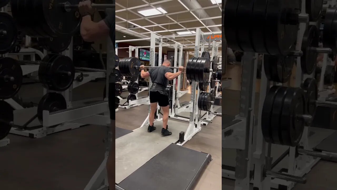 Back up to 405lb squats