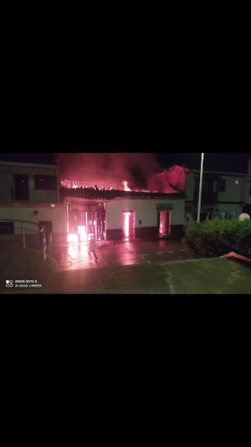Incendio consumió vivienda en Aratoca