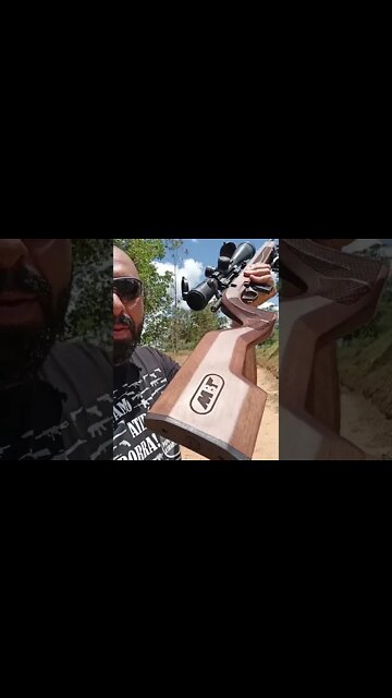 Inaugurando a coronha tática da MBT Grips, com o bipe da AVB do Brasil