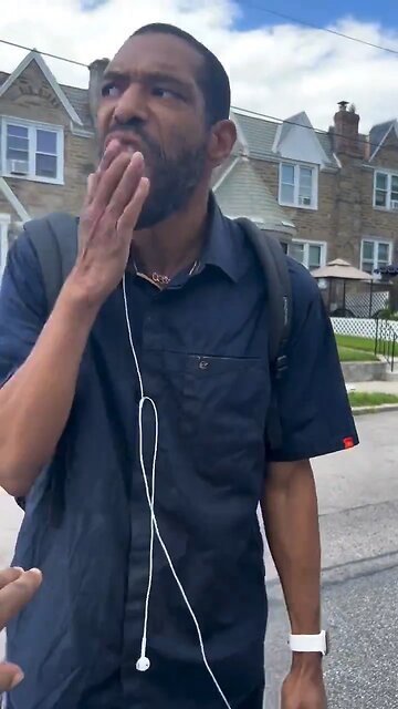 Man Punches Himself and Starts Bleeding—What’s Going On?