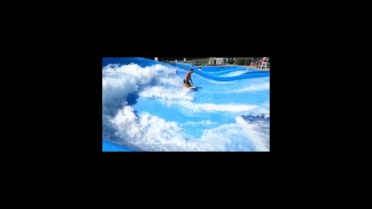 Flowrider - Steve at Soak City Kings Island 2022