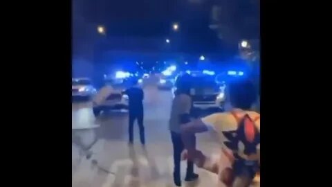 Mob Attacks Chicago Cop Car #short #shorts