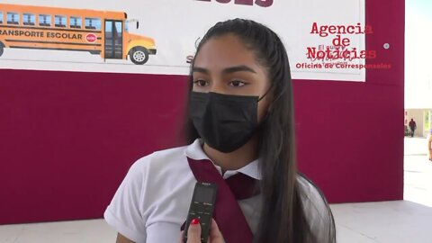 AGRADECEN ESTUDIANTES Y MAESTROS EL PROGRAMA DE TRANSPORTE ESCOLAR