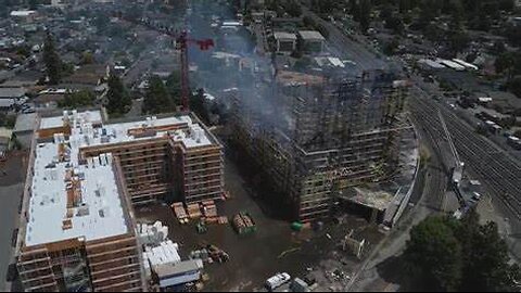 Night stream: Fire in Redwood City California today