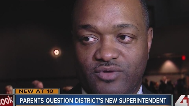 Parents question Lee’s Summit’s new superintendent