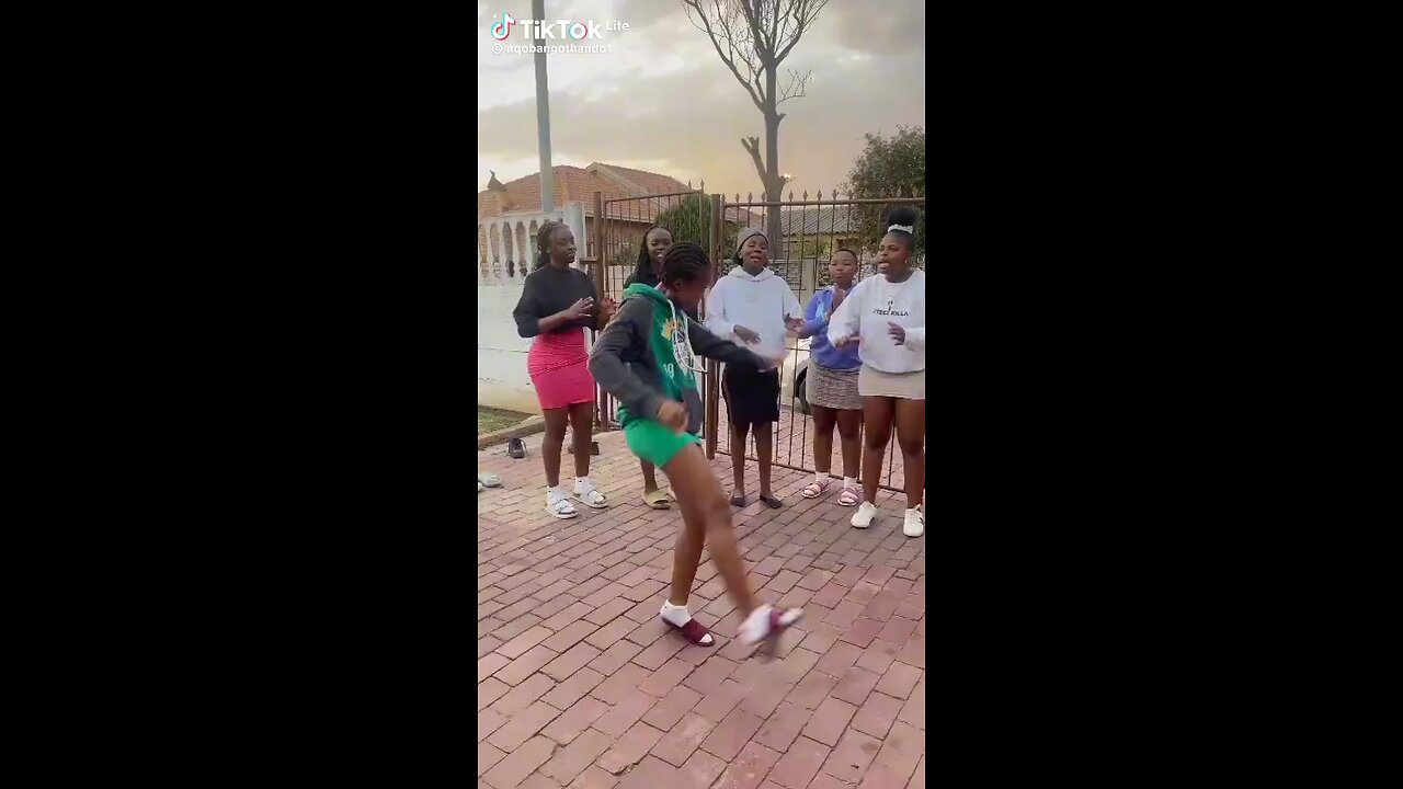 Zulu sexy fance dance