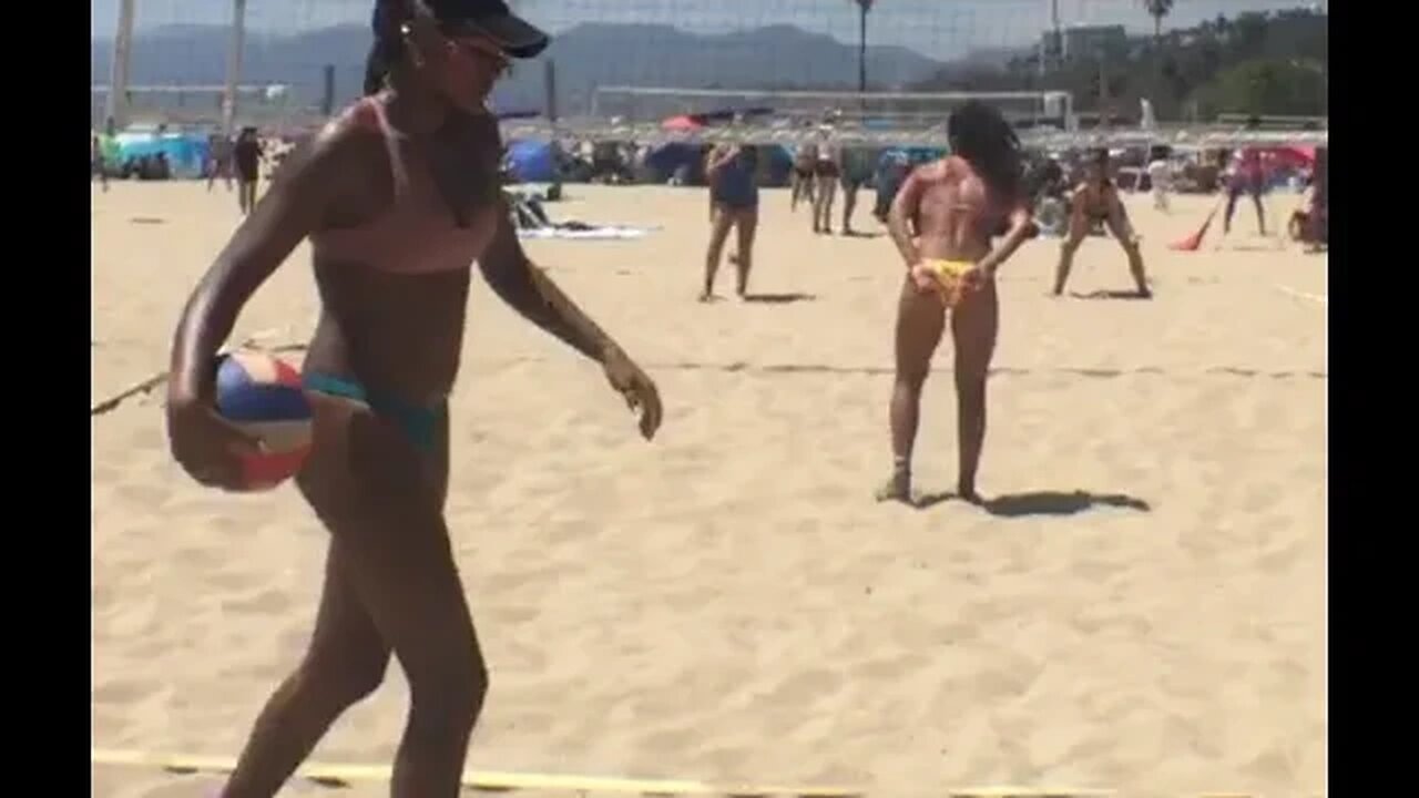Women's Beach Volleyball Angie Jacquelyn Britney Haley 03