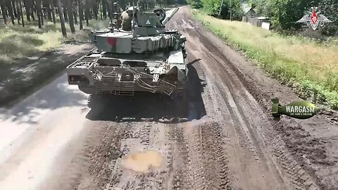 Russian T-90M tank crew in action at Krasny Liman