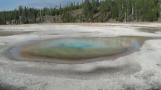Chromatic Pool in Yellowstone