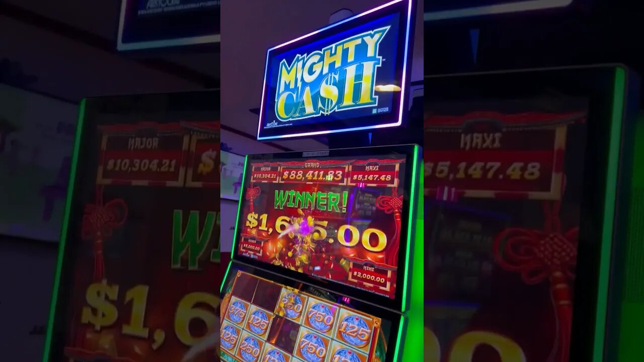 Good Fortune Has Arrived! #lasvegas #jackpot #mightycash