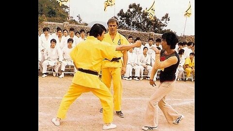 Cross kick Studio Films Bruce Lee Enter the Dragon