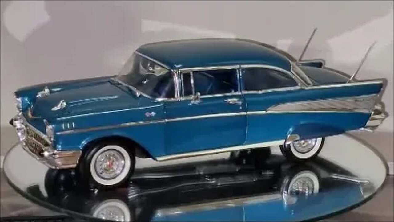 1:18 Premium Diecast Model Cars - 1957 Chevrolet Bel Air two door sedan - Highway 61