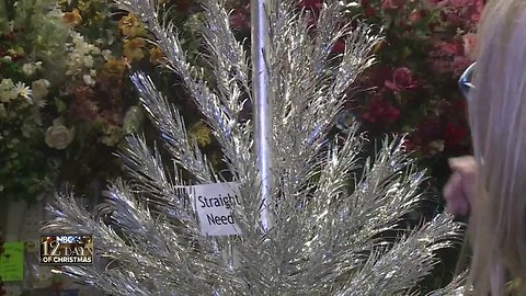 12 Days of Christmas: Aluminum Christmas trees return to downtown Manitowoc